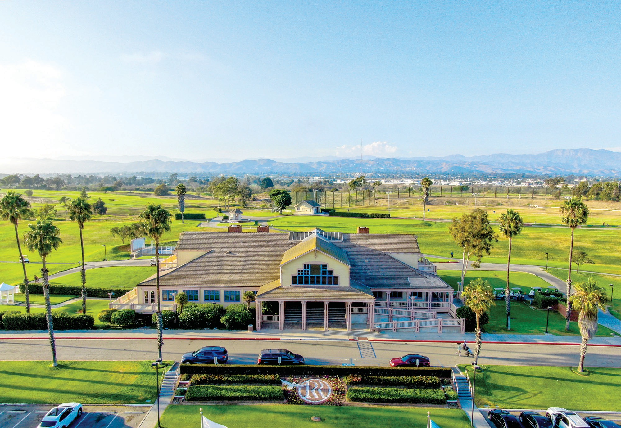 Council to consider golf agreement deal