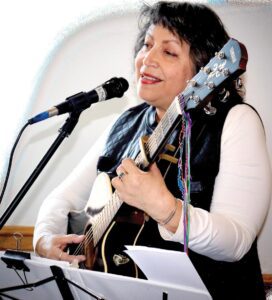 OLD TIME fiddlers deliver classic songs