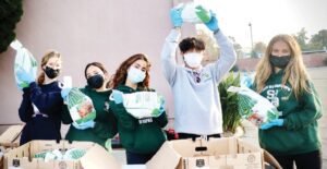 Turkey Giveaway BRIGHTENS THE HOLIDAY