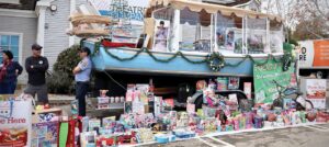 Food & Toy Drive brings community together